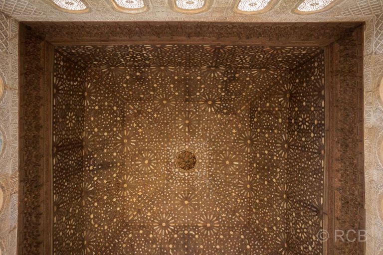 Kuppel im Salón de los Embajadores, Alhambra, Granada