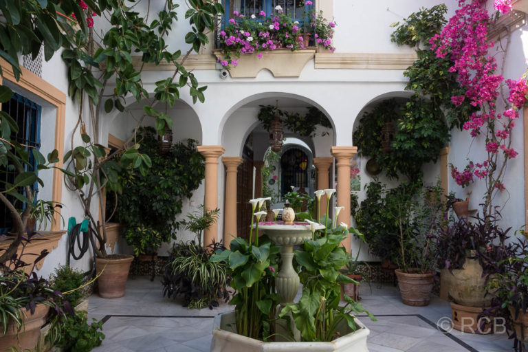 Innenhof in der Altstadt von Córdoba