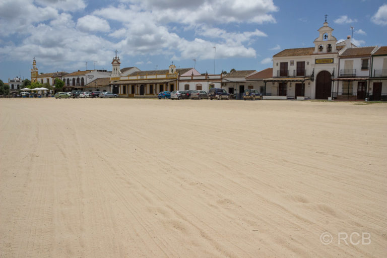 Sand in den Straßen von El Rocío