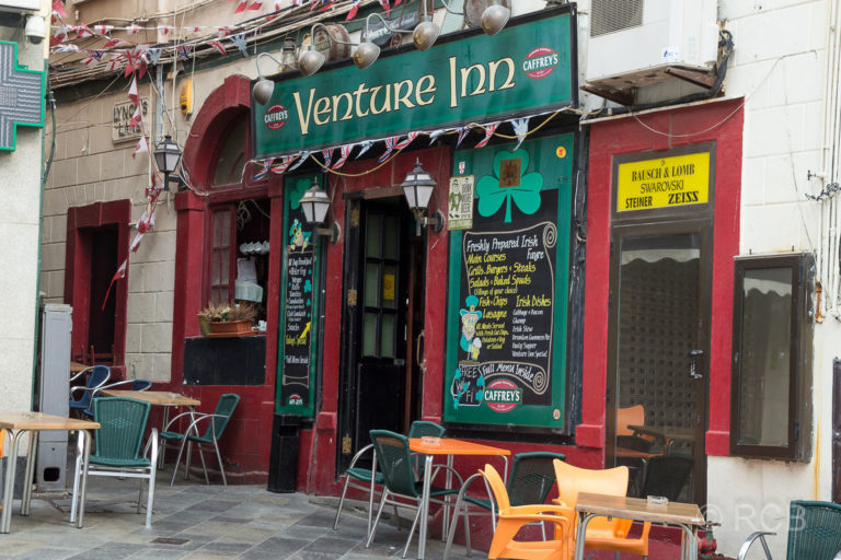 Pub in der Main Street von Gibraltar
