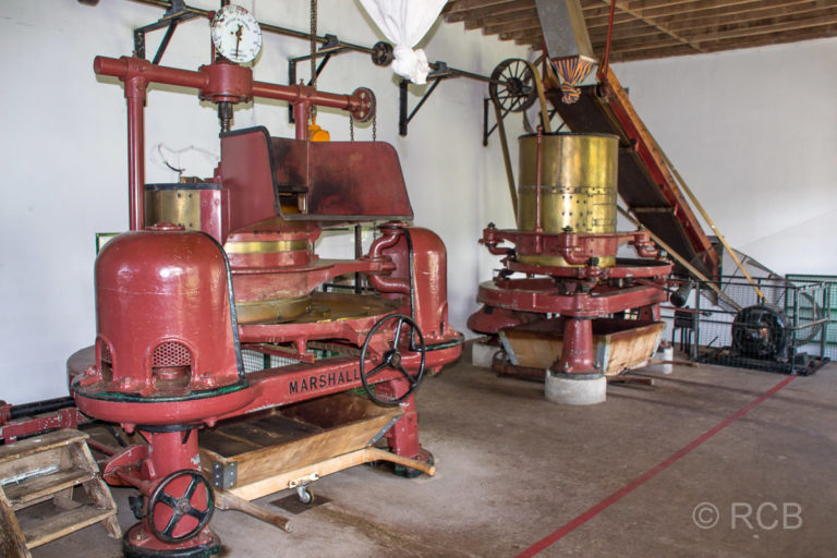 Maschinen in der Teefabrik Cha Gorreana