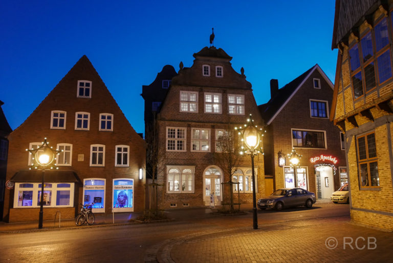 Kranichhaus, Otterndorf bei Nacht