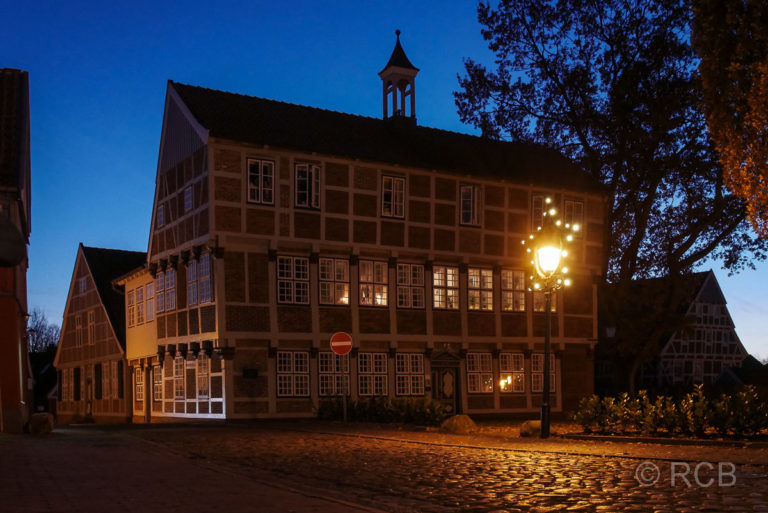 Alte Lateinschule, Otterndorf bei Nacht