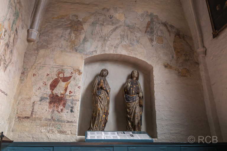 Heiligenstatuen und Fresken, St. Petri-Kirche in Landkirchen, Fehmarn