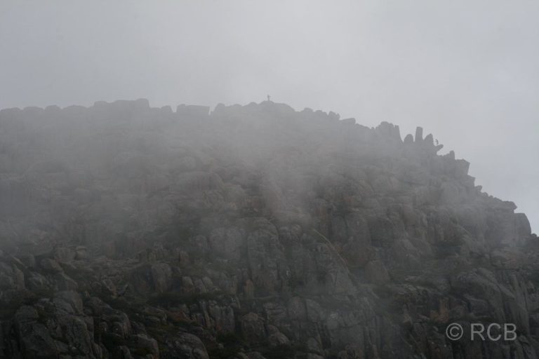 Gipfel des Mount Ossa im Nebel