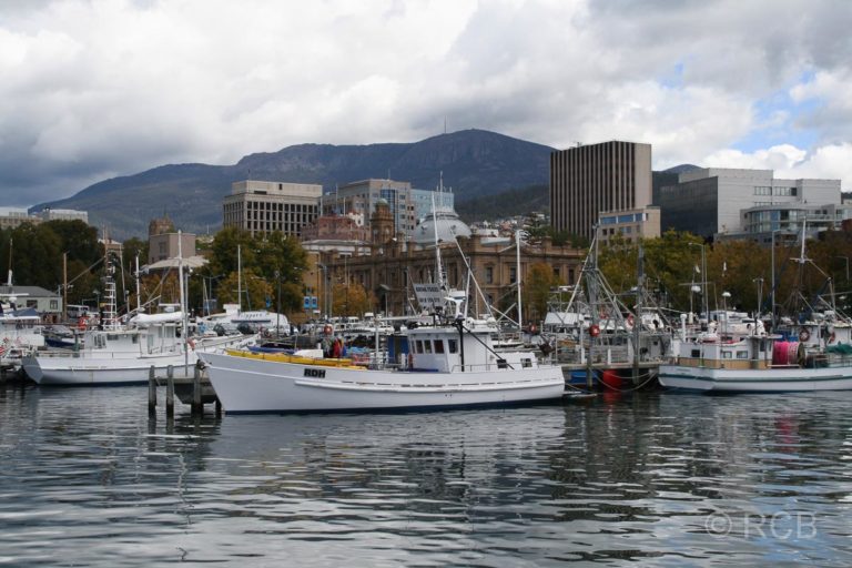 Hobart, am Hafen