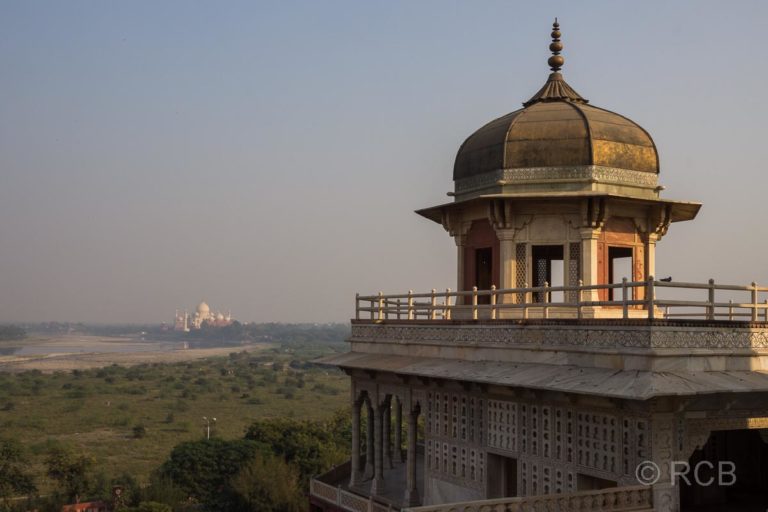 Agra, Rotes Fort, Blick zum Taj Mahal