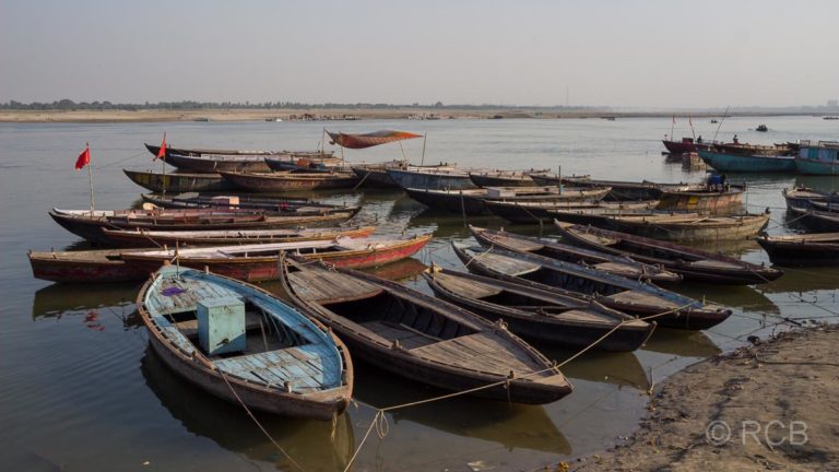 Varanasi, Boote auf dem Ganges