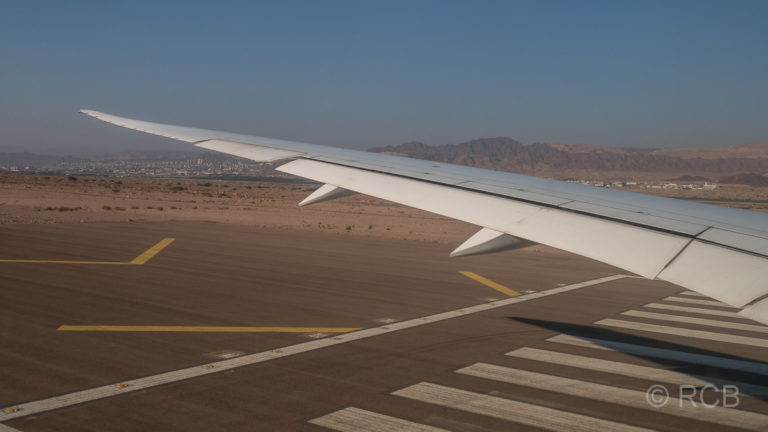 Abflug in Aqaba, im Hintergrund Eilat in Israel