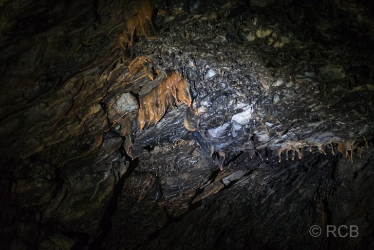 Omalos, Tropfsteine in der Tzanis-Höhle
