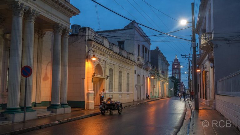 abends in der Altstadt von Camagüey