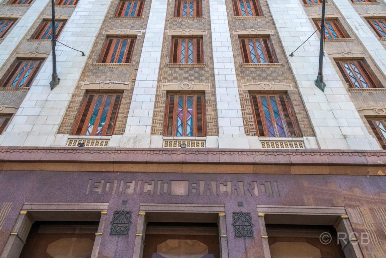 Art Deco-Fassade des Edificio Bacardi