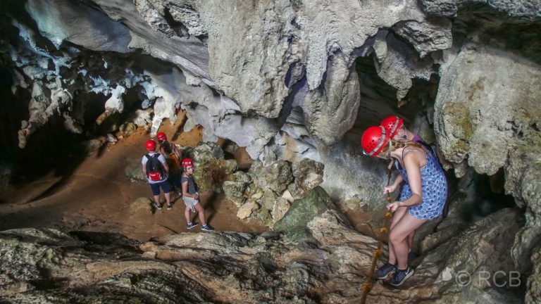 Abseilen in der Cueva de Santo Tomás