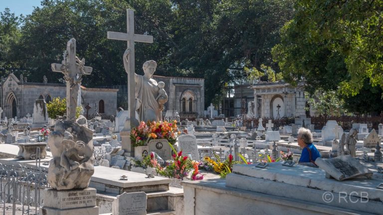 La Milagrosa ("die Wundertätige") auf dem Cementerio de Colón
