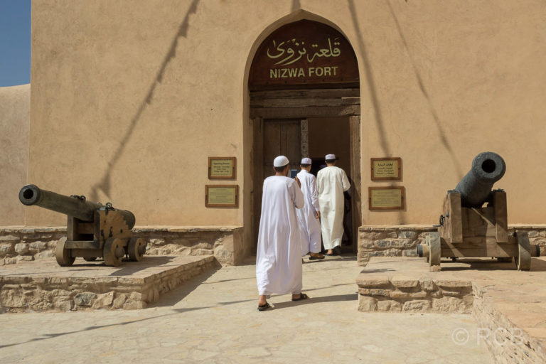 Eingang zum Fort von Nizwa