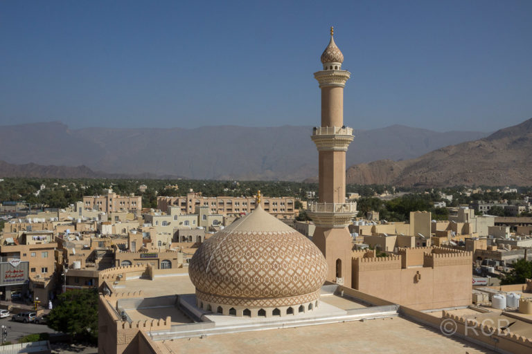 Nizwa, Sultan Qaboos-Moschee, vom Turm des Forts aus gesehen