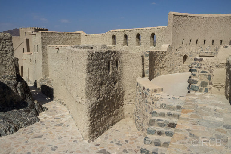 auf der Mauer des Forts von Bakhla