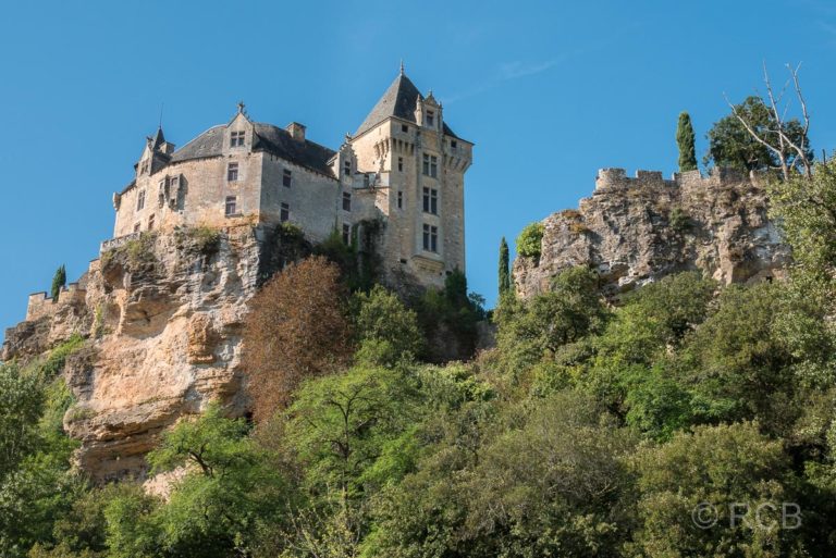 Schloss Montfort oberhalb der Dordogne