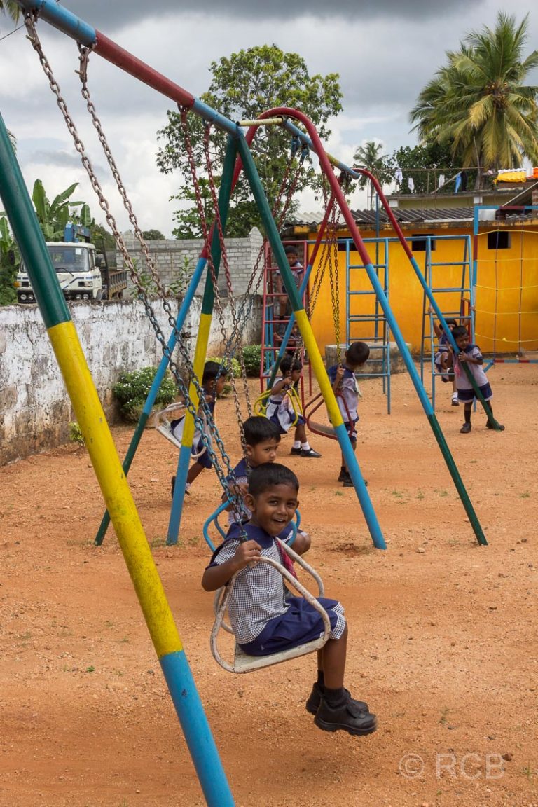 Spielplatz des Kindergartens in Hingurakgoda