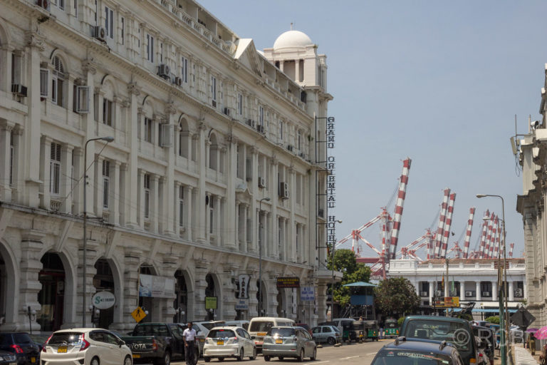 Grand Oriental Hotel nahe des Hafens