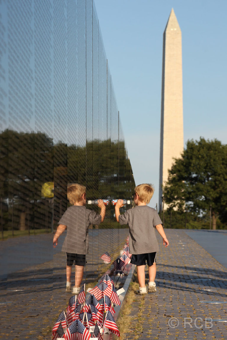 Vietnam Veterans Memorial und Washington Monument