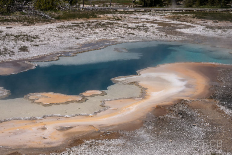 Upper Geyser Basin: Doublet Pool, Yellowstone NP