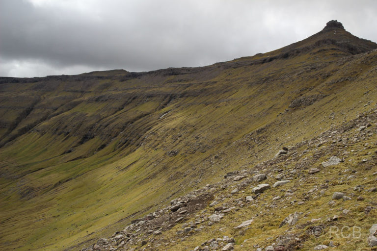 Blick vom Sattel Húsadalsskarð zum Berg Sneis