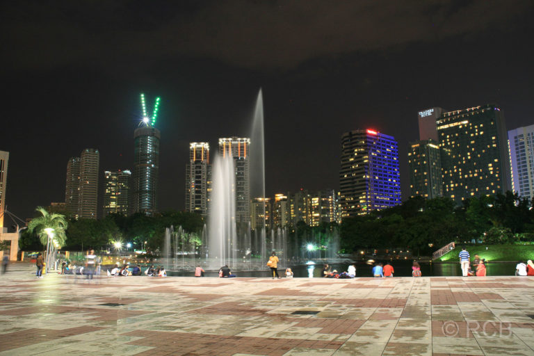 Park bei den Petronas Twin Towers