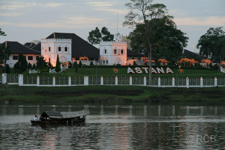 Astana, heute Residenz des Gouverneurs von Sarawak, Kuching