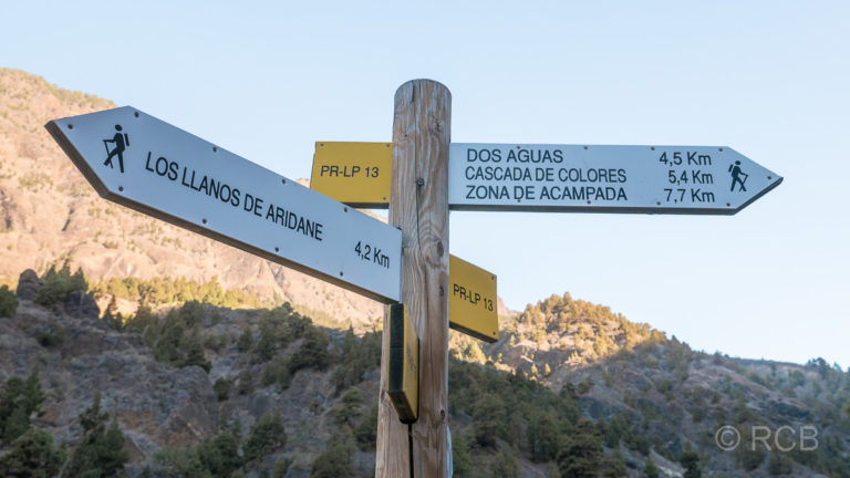 Wegweiser am Beginn der Wanderung in den Barranco de las Angustias