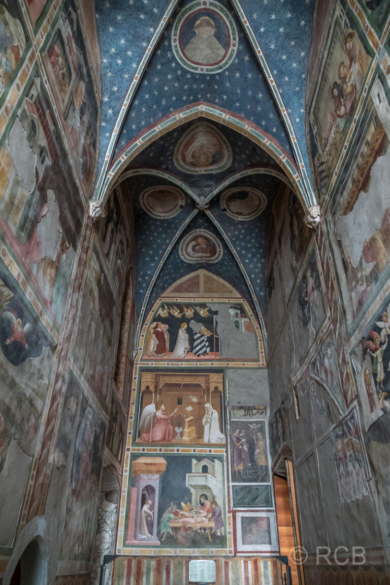 Bozen, Fresken aus dem 14. Jhdt. im Dominikanerkloster