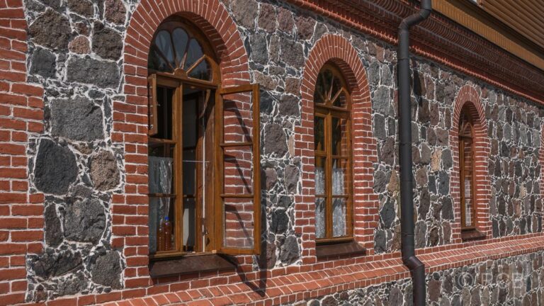 Fenster im Kloster Pühtitsa