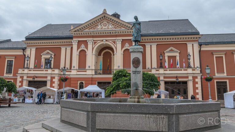 Klaipeda, Theaterplatz