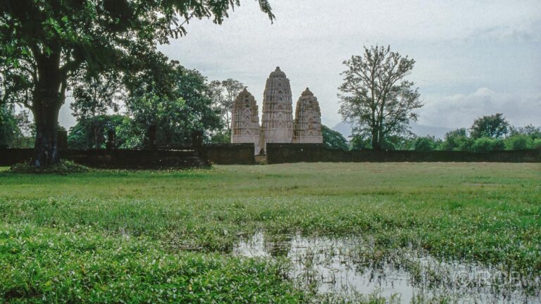 Wat Sri Sawai, Sukhothai
