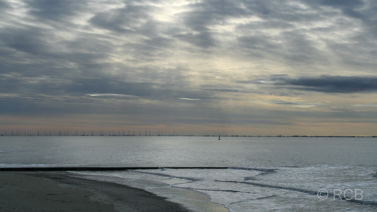 Blick von der Strandpromenade Richtung Niederlande