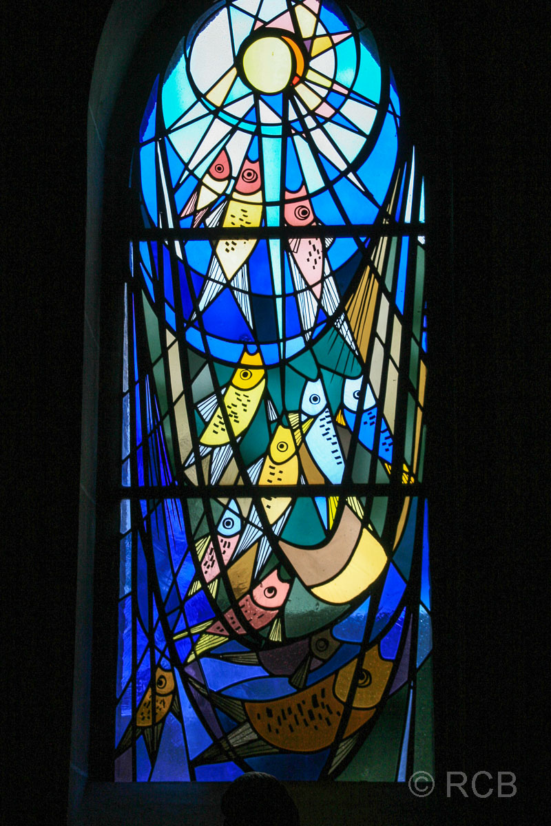 St. Antonius, Glasfenster
