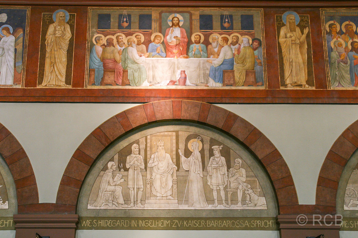 Wandmalereien in der Kirche der Abtei St. Hildegard
