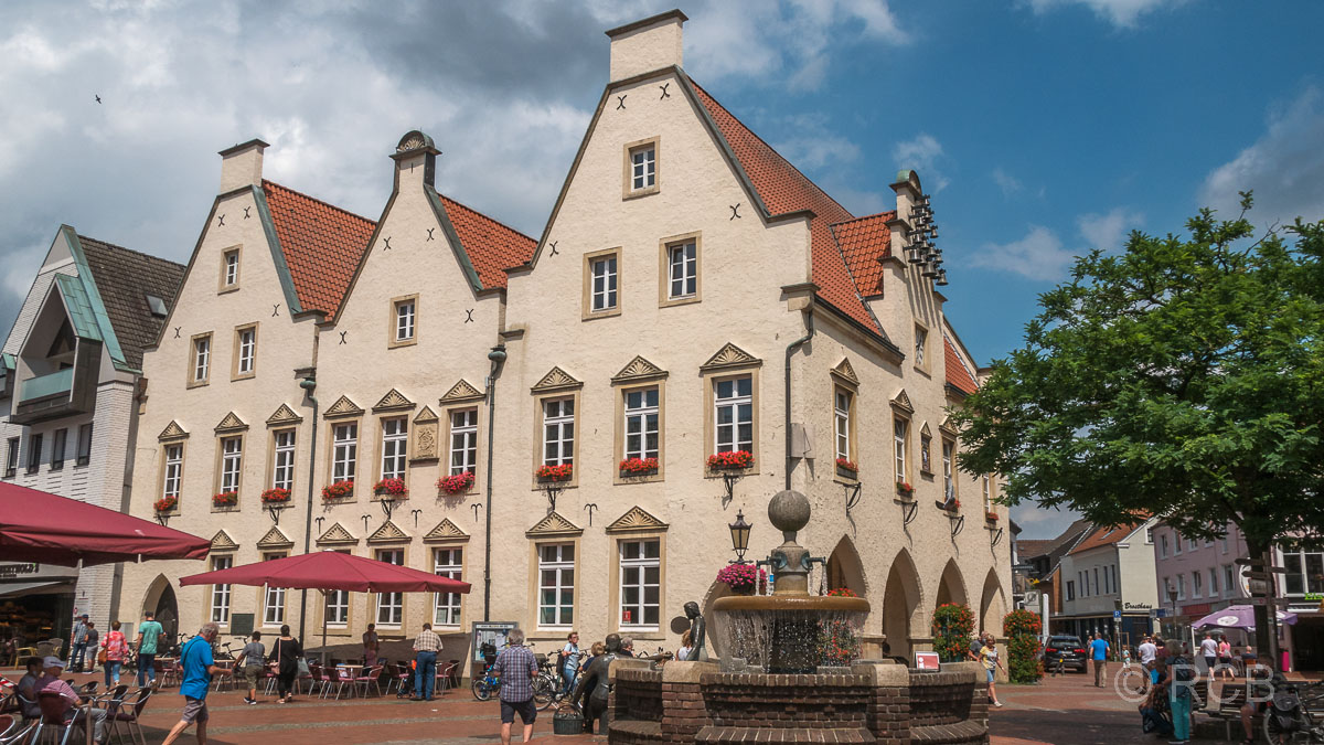 Marktbrunnen und Altes Rathaus, Haltern