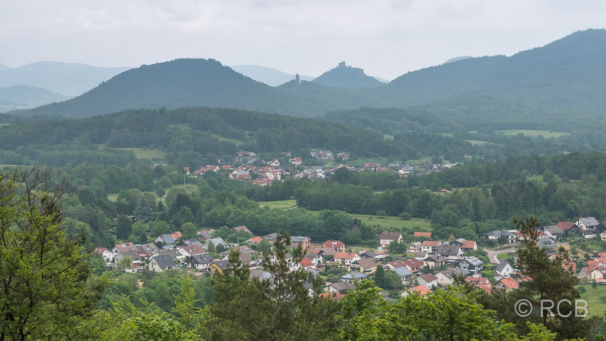 4-Burgen-Blick auf dem Rötzenberg