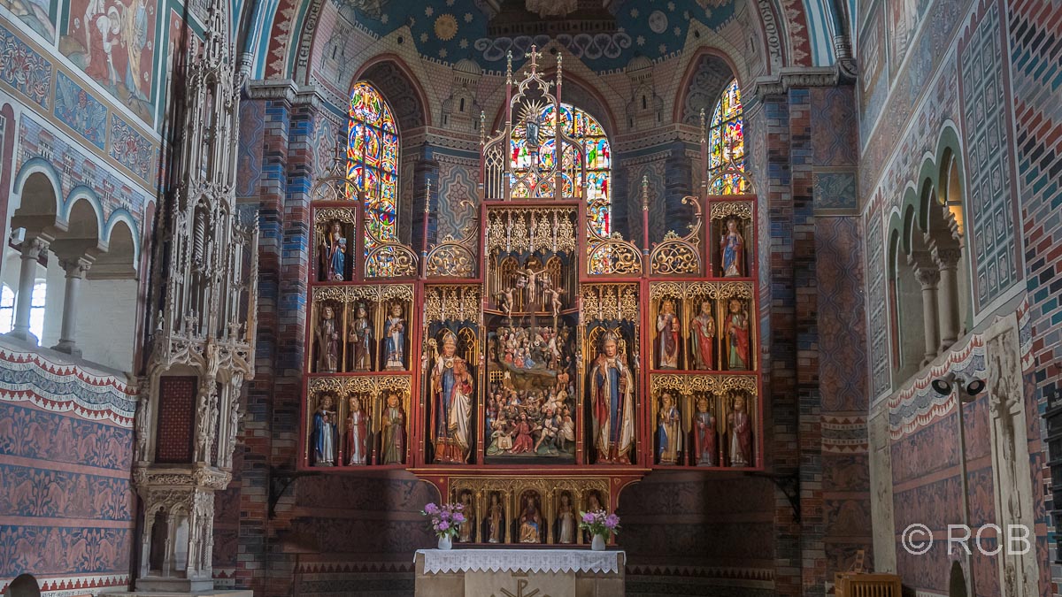 Stiftskirche Bücken, Altar