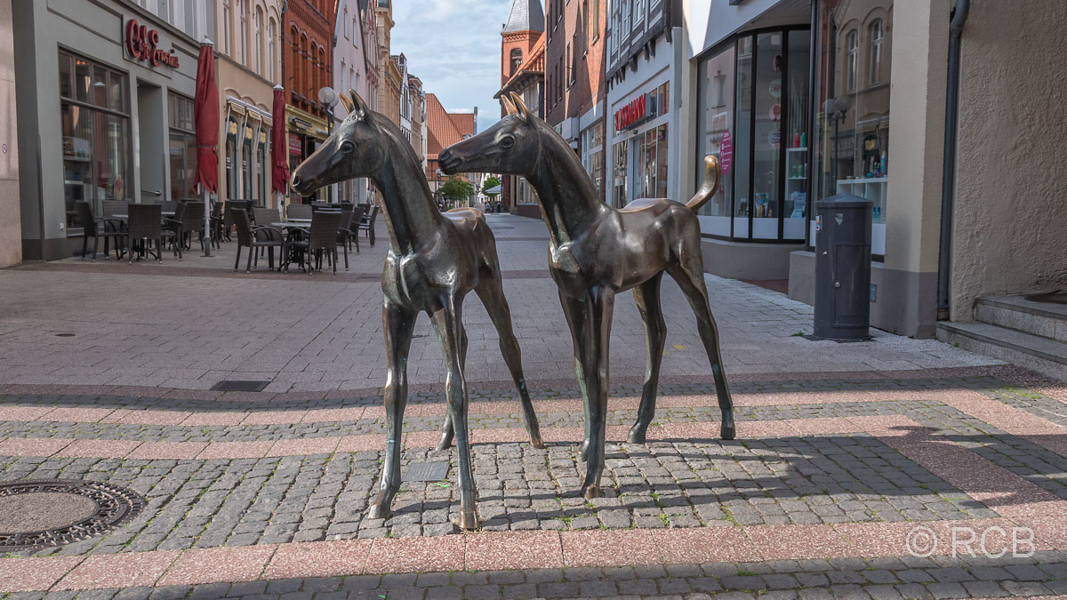 Verden, Fohlenskulptur in der Großen Straße