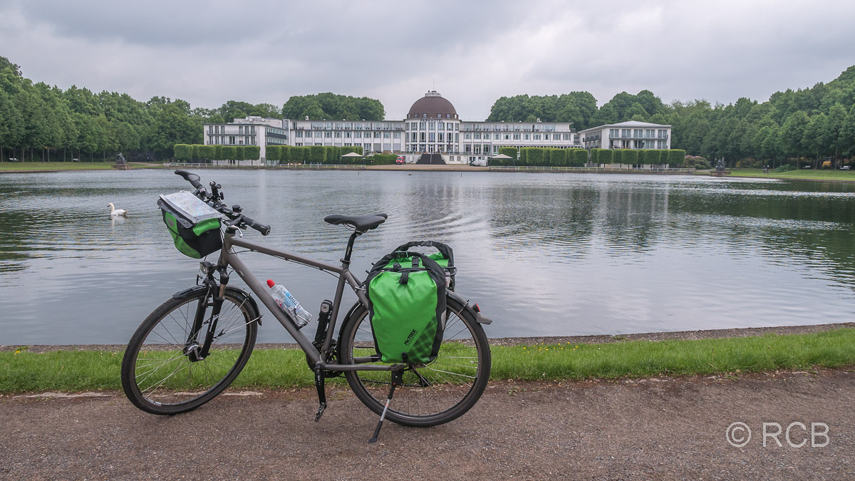Hollersee und Parkhotel im Bürgerpark Bremen