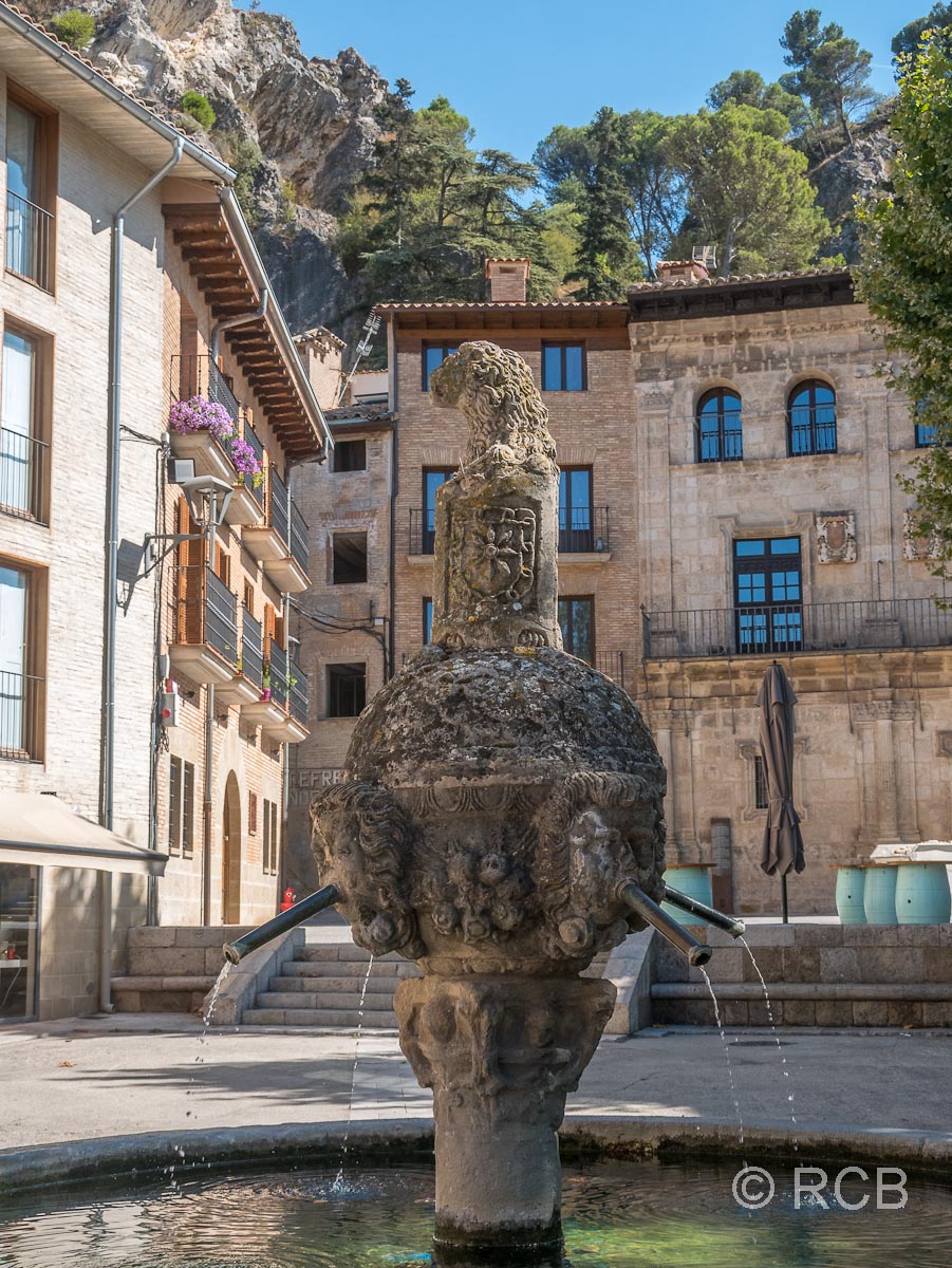 Estella, Renaissancebrunnen Fuente de los Chorros