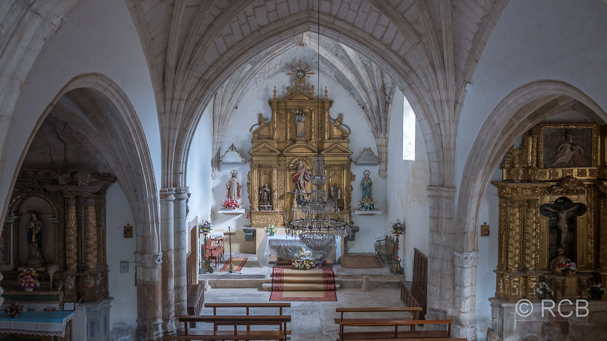 Agès, Innenraum der Kirche Santa Eulalia