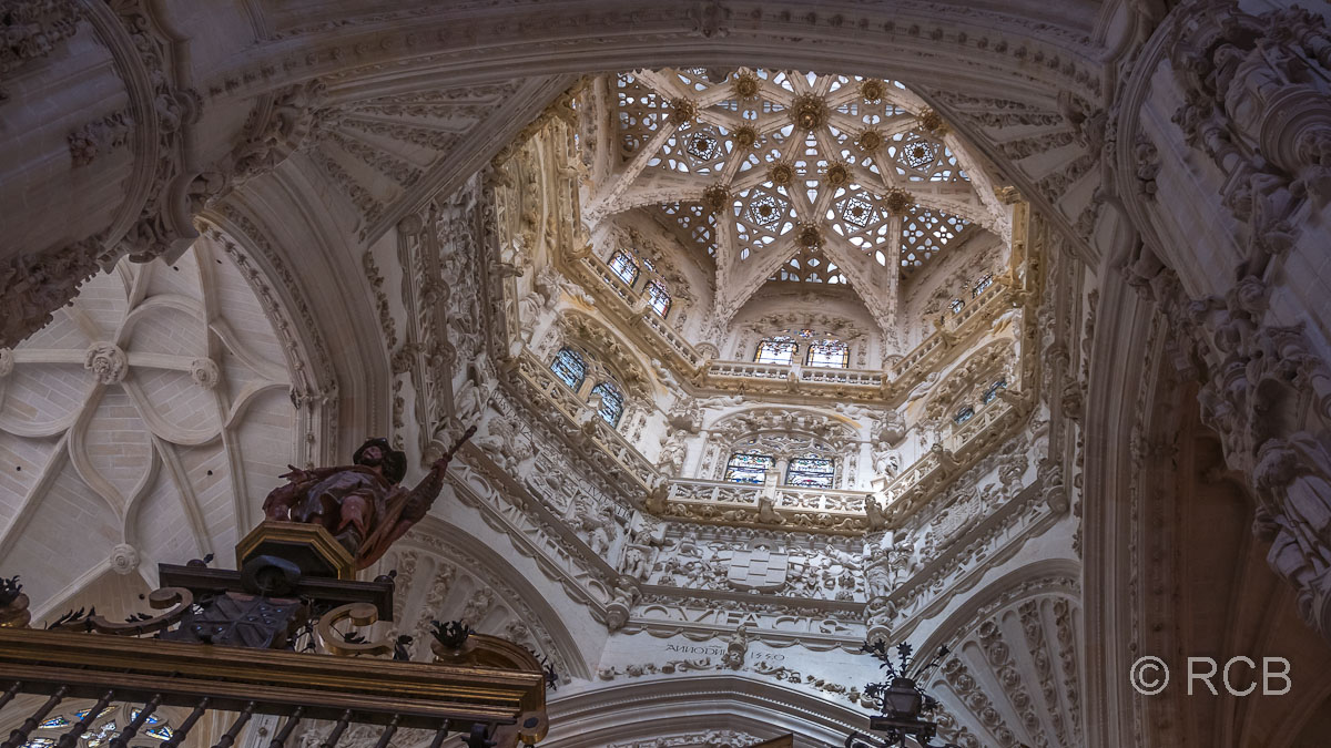 Blick in die Vierung der Kathedrale von Burgos