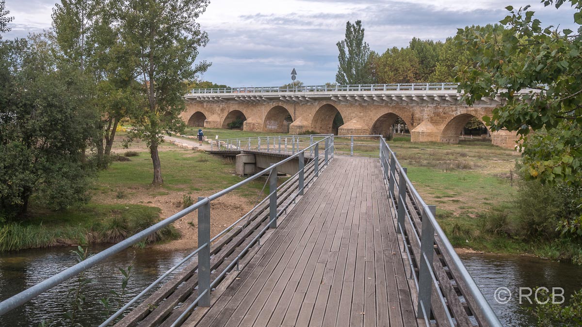 17-bogige, römische Brücke