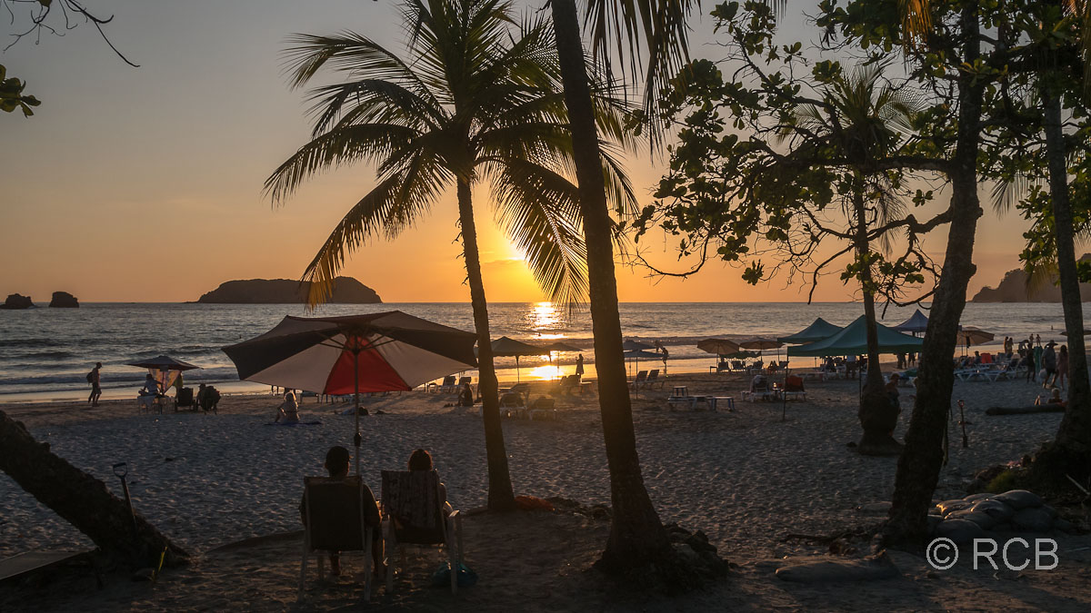 Sonnenuntergang am Strand von Manuel Antonio