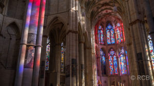 Glasfenster in der Liebfrauenkirche