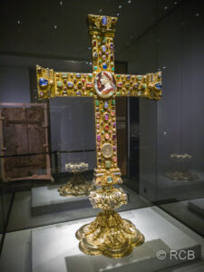 Goldenes Kreuz