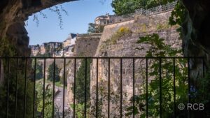 Blick aus den Kasematten zur Oberstadt hin